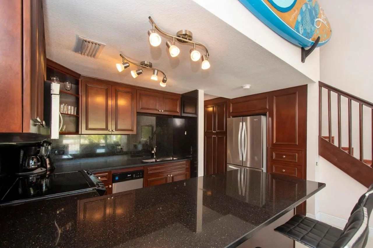 Apartment Beach Living At Island Pine Villas Blaw George Town Cayman Islands